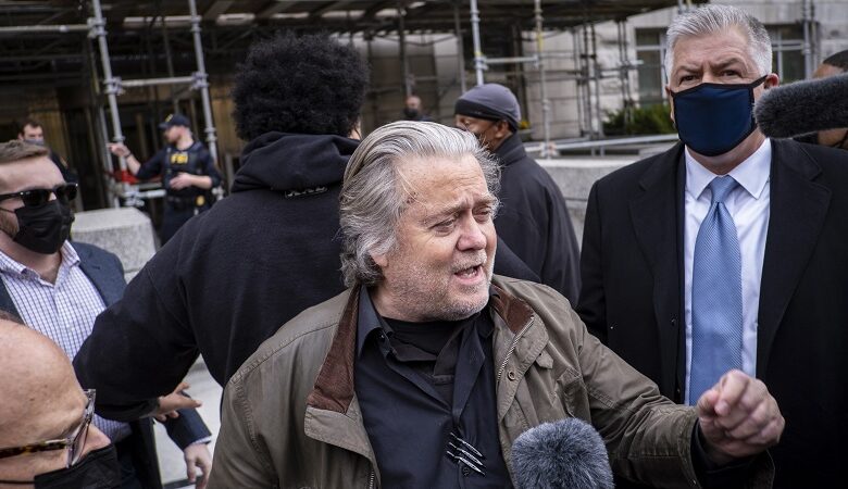 trump ally steve bannon surrenders to authorities