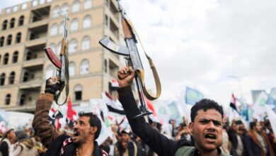 صورة واشنطن تغير خطتها تجاه الحوثيين من التفهم إلى الضغط