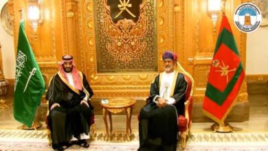 صورة سلطان عمان وولي العهد السعودي يبحثان سبل دعم وتعزيز العلاقات الثنائية