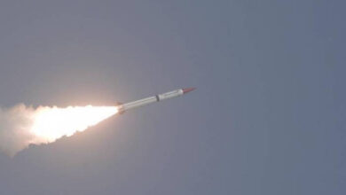 صورة شبوة.. مليشيات الحوثي تستهدف مرخة السفلى بصاروخ باليستي