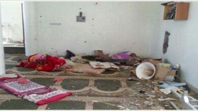 صورة مليشيات الحوثي تحول مسجداً في جبل منارة بمقبنة إلى مجلس لتعاطي القات