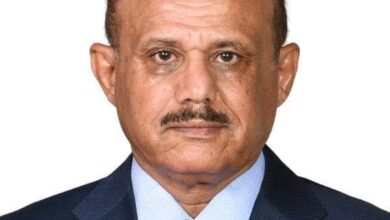 صورة من هو المحافظ الجديد للبنك المركزي اليمني ؟ “سيرة ذاتية”