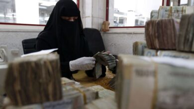 صورة تقرير يسلط الضوء على اقتصاد الحرب وانعكاسه على مسار الصراع وإعادة رسم خارطة الاصطفاف في اليمن