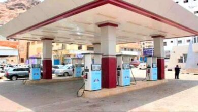 صورة كشف بأسماء المحطات الحكومية والخاصة الممونة بمادة البنزين في عدن و لحج