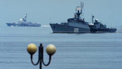 صورة “حشد جديد”.. 30 سفينة حربية روسية تشارك في مناورات قرب أوكرانيا
