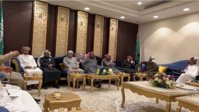 صورة الوزير السقطري يلتقي مجموعة من التجار ورجال المال والأعمال الجنوبيين في السعودية
