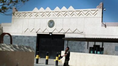 صورة مليشيات الحوثي تخطف موظفاً بالسفارة الأميركية بصنعاء