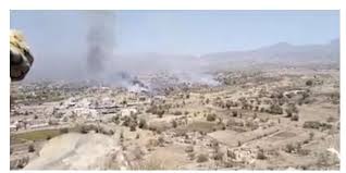 صورة مليشيا الحوثي تحرق منازل شمال الضالع