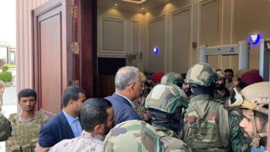 صورة حضور دولي وعربي أثناء مراسيم أداء اليمين الدستوري لمجلس القيادة الرئاسي في العاصمة عدن