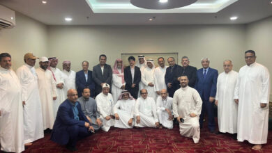 صورة فريق الحوار الجنوبي الخارجي يلتقي عددا من رجال الأعمال الجنوبيين في جدة