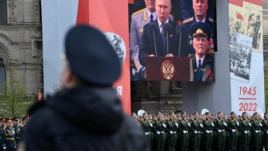 صورة بوتين في عيد النصر: الغرب كان يستعد لغزو أراضينا