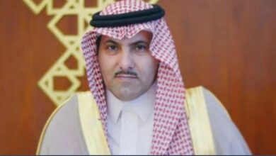 صورة السفير السعودي يكشف مبادرات اقتصادية لدعم العملة