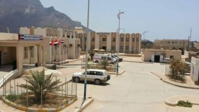 صورة مستشفى الشيخ خليفة في سقطرى يواصل توفير  الأدوية اللازمة للمرضى