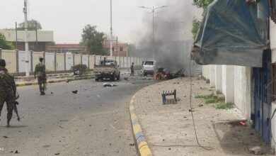 صورة انتقالي لحج يدين التفجير الإرهابي الذي استهدف موكب اللواء صالح السيد