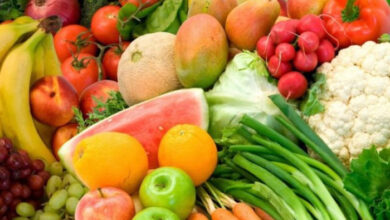 صورة استقرار أسعار الخضروات والفواكه بأسواق العاصمة عدن اليوم الأحد