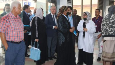 صورة نائب المدير التنفيدي لمنظمة اليونيسف تزور مستشفى الصداقة في العاصمة عدن