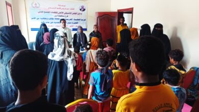 صورة المجلس التنسيقي بمحافظة أبين يدشن مشروع الحقيبة المدرسية لـ400 طالب وطالبة من الأسر الفقيرة