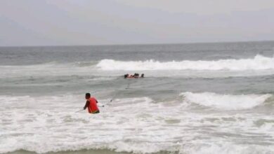صورة خفر السواحل بحضرموت تنقذ 14 شاباً اندونيسياً من حادث غرق بساحل الستين بالمكلا