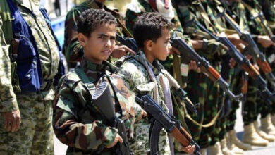 صورة منظمة حقوقية: الحوثيون يحتجزون 400 طفل بمعسكر للتجنيد في تعز اليمنية