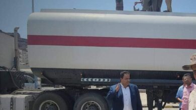 صورة د. الجريري يتفقد سير العمل في محطات وقود شركة النفط بعدن ويطمئن المواطنين