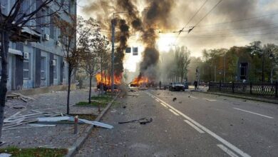 صورة انفجارات ضخمة تهز العاصمة الأوكرانية وأنباء عن قصف مكتب زيلينسكي