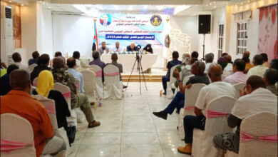 صورة القيادة المحلية لانتقالي العاصمة عدن تعقد اجتماعها الموسع للفصل الثالث من العام الجاري