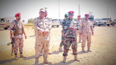 صورة قائد المنطقة العسكرية الثانية يتفقد لواء الريان بالمكلا ويطلع على مستوى الجاهزية والاستعداد فيه