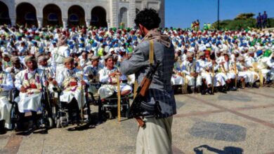 صورة ميليشيات الحوثي تبدد المليارات لتزويج الآلاف من مقاتليها