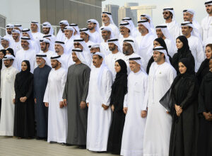 صورة رئيس الإمارات يستقبل اللجنة المنظمة لماراثون زايد الخيري
