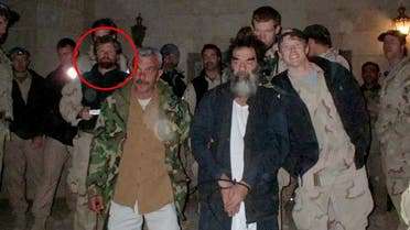 صورة كشف رواية القبض على صدام حسين الكاملة لأول مرة.. من دلهم إليه وكيف فاجئ جنود الأمريكان؟