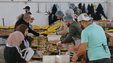 صورة وجبات مجانية وعروض ترفيهية.. مبادرات في حلب تزرع الأمل بعد الزلزال