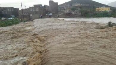 صورة تحذيرات للمواطنين من التواجد في ممرات السيول وبطون الأودية