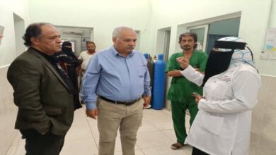 صورة البيشي و العولقي يقومان بجولة ميدانية تفقدية للمرافق الصحية في العاصمة عدن