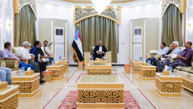 صورة الرئيس الزُبيدي: أبوابنا وقلوبنا مفتوحة للجميع والجنوب بكل ولكل أبنائه