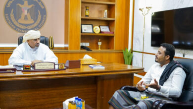 صورة الرئيس الزُبيدي يلتقي نجل اللواء محمود الصبيحي