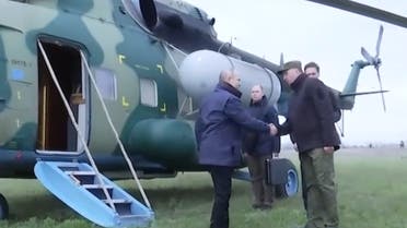 صورة لأول مرة منذ اندلاع الحرب.. بوتين يزور خيرسون ولوغانسك