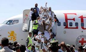 صورة صفقة تبادل الأسرى بين الحكومة اليمنية ومليشيات الحوثي.. الموعد والتفاصيل