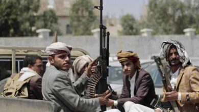 صورة تجار اليمن يشكون تعسف الحوثي.. سيف مسلط على “القطاع الخاص”
