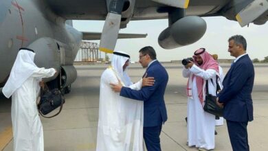 صورة وصول أمين عام مجلس التعاون الخليجي إلى العاصمة عدن