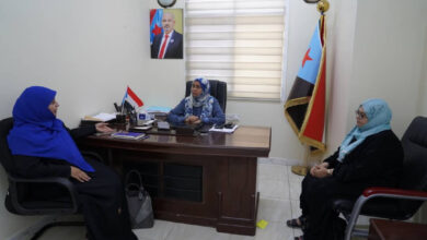 صورة الدكتورة باشراحيل تلتقي مديرة مكتب التربية والتعليم في العاصمة عدن