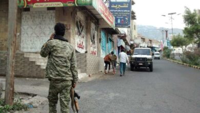 صورة اشتباكات بالأسلحة المتوسطة والثقيلة بين مليشيا الإخوان في تعز اليمنية