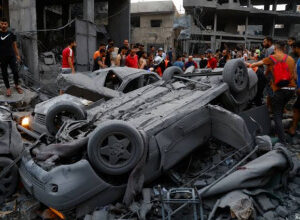 صورة ارتفاع حصيلة الضحايا الفلسطينيين في غزة لـ560 قتيل