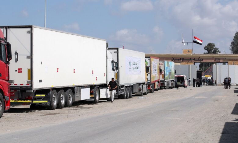 aid convoy awaits the opening of rafah crossing with gaza