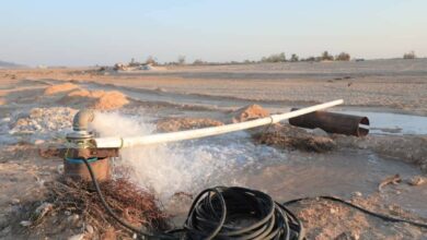 صورة تشغيل بئرين لمنطقة الوادي بمديرية حصوين لتجنيب الأهالي كارثة المياه الملوثة