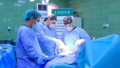 صورة مركز الملك سلمان للإغاثة يختتم المشروع الطبي التطوعي لجراحة العظام في المكلا
