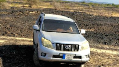 صورة حزام ساحل أبين يستعيد سيارة لإحدى المنظمات سُرقت بالخط الدولي العام
