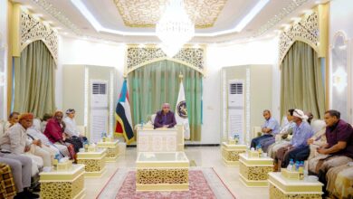 صورة الرئيس الزُبيدي يُثني على المشاركة الفاعلة لأبناء سقطرى في الاجتماع التأسيسي لمجلس العموم