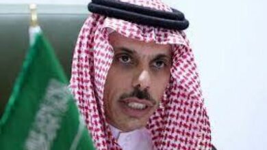 صورة السعودية تعبر عن قلقها إزاء تهديدات الأمن الإقليمي وحرية الملاحة