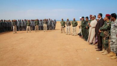 صورة محافظ سقطرى يدشن الدورة الأولى للقوات المسلحة والأمن بمركز  التدريب والتأهيل في المحافظة