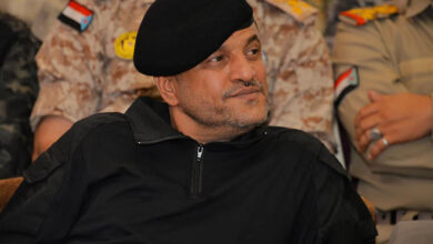 صورة رئيس مجلس القيادة الرئاسي يصدر قرارا بتعيين اللواء شلال شايع رئيسا لجهاز مكافحة الارهاب